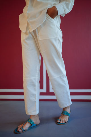 Safed Pants