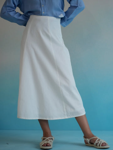 Safed skirt